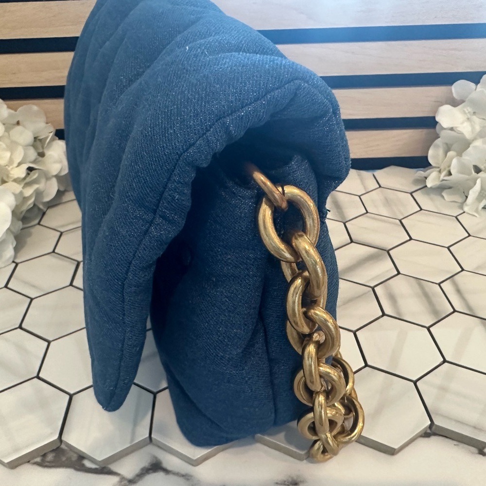 🆕 Dark Denim Handbag w Gold Chain Strap - Picture 10 of 12